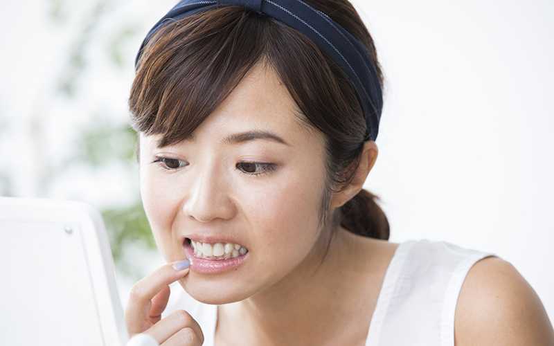 歯ぐきの腫れはどうして起こる？ 原因7つと対応・予防法